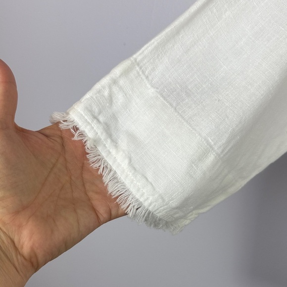 By JJ 100% Linen Stylish White Linen Blouse with Fringe Detail Size Large - Picture 4 of 13